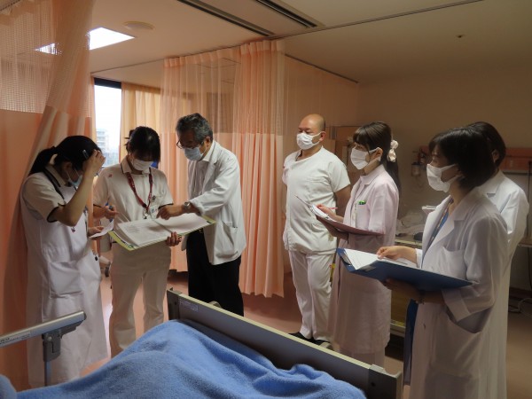 栄養回診